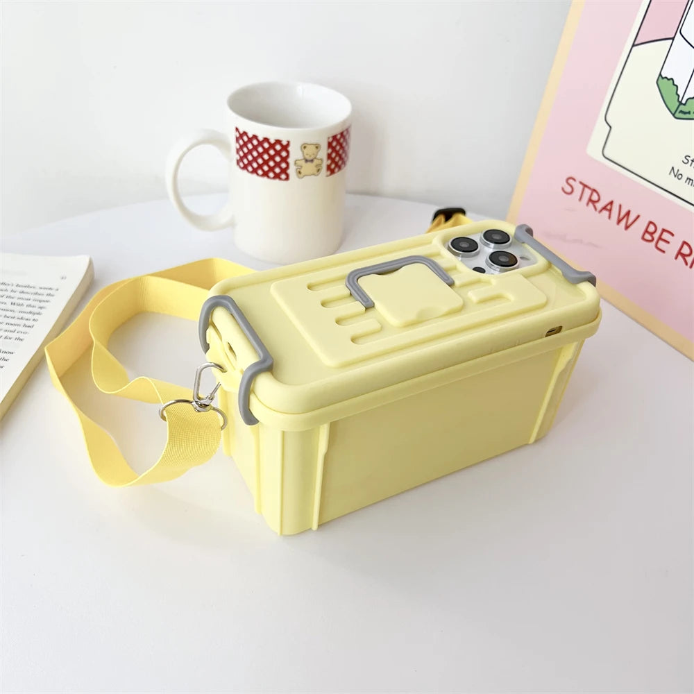 Coque iPhone pratique avec lanière et boîte intégrée